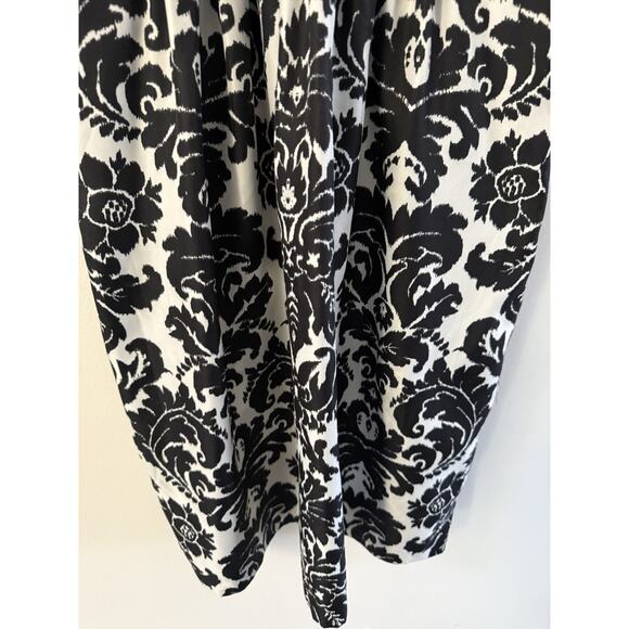 Ann Taylor Loft Floral Sleeveless Dress Size 4P Black White Brocade Design - Picture 4 of 11